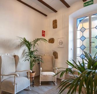 Gerena Casa | Casa Señorial La Iglesia con piscina y parking privado