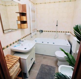 Cerro Apartamento | Casa Sebastiano am Lago Maggiore - familienfreundliches Ferienhaus mit Pool