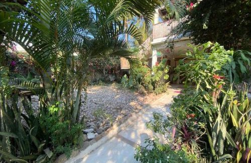 Brisas de Zicatela Casa | Casa Selva casa privada con alberca, en Punta