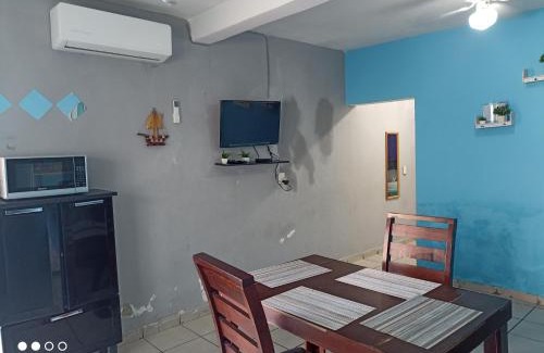 Francisco Villa Apartamento | Casa sencilla, primer piso bien ubicada
