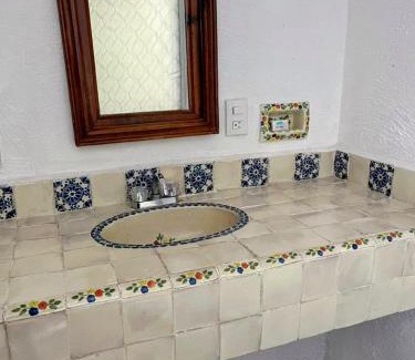 Crucecita Hotel | Casa Shaguibá