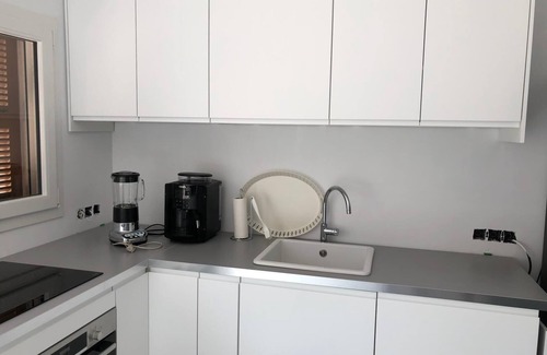 Cala Llombards Casa | Villa señorial, recientemente renovada en el centro de Cala Llombards