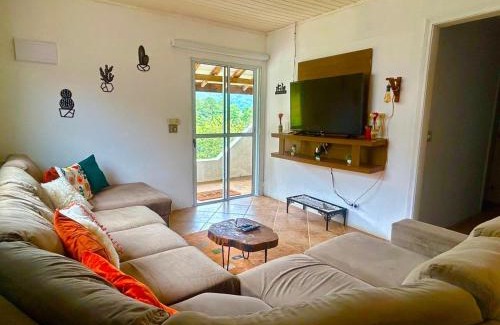 Agua Santa Casa | Casa Sobre as Nuvens - Ideal para Casal ou Família