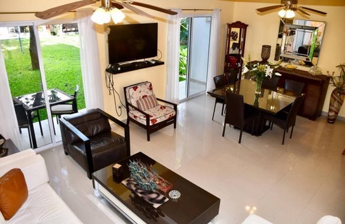 Villa Juarez Villa | Casa Sol Playa del Carmen / Villas with swimming pool close to the beach