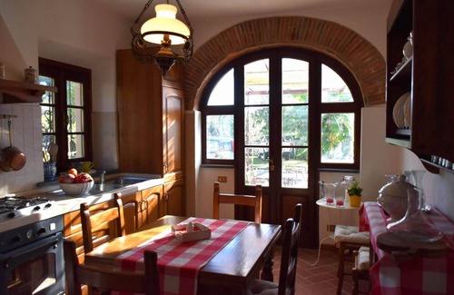 Massarosa Casa | Casa Sole in Massarosa,Pool,garden, barbecue,Air conditioning, near the village.