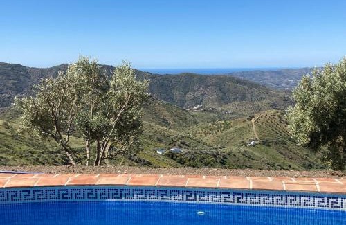 Canillas de Aceituno Casa | Casa Soleada Holiday Fully private Villa