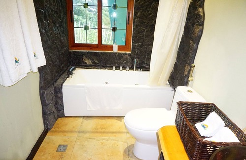 San Rafael de Heredia Casa | Casa Spa Room With Tub, spa Services and Turkish Bath No123