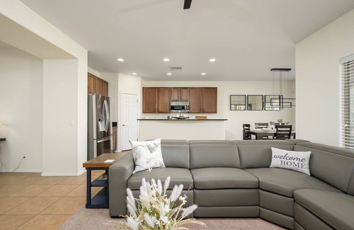 Stetson Valley Casa | Casa Stetson w/ heated pool, spa, bar/bbq!