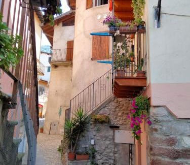Pisogne Casa | Casa Storta - Cycle Garage CON BICICLETTE