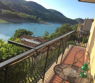 Colle di Tora Apartamento | Casa sul lago Nonna Gio'