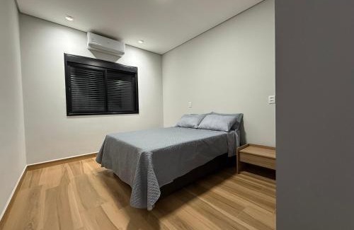 Aguas de Santa Barbara Complejo | Casa Térrea com Piscina em um Resort Completo
