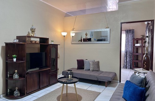 Liberia Apartamento | Casa Tatich A/C near LIR Airport