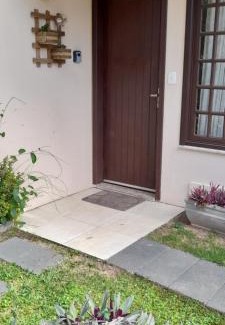 Ingleses do Rio Vermelho Casa | Casa Temporada TT Floripa - 3 Quartos - Ar Condicionado - 2 Vagas - 150 m da praia