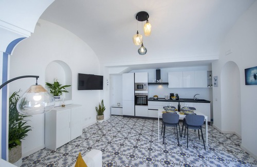 Praiano Chalet De Esquí | Casa Terry - Bonito apartamento con vista al mar