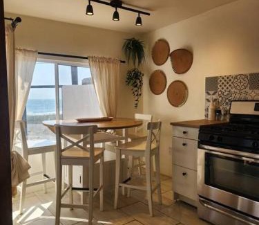 Ensenada Casa | Casa Tiki - Tropical Beachfront Chilluxe