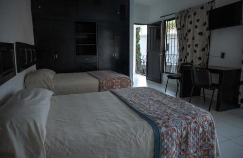 Jiutepec Hotel | Casa Tizoc Hospedaje