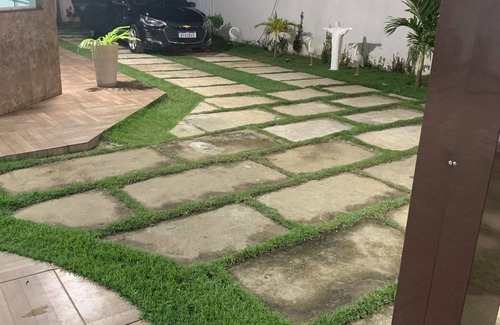 Estancia Casa | Casa top com Piscina a Menos de 100 Metros da Lagoa Azul
