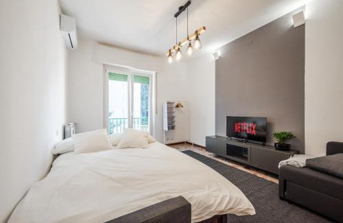 Rozzano Casa | Casa Torino 101, Camere a Rozzano - Forum Assago a 7 minuti, Ospedale Humanitas a 5 minuti - SmartStay Rozzano