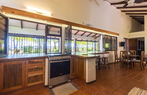 Esterillos Oeste Casa | Casa Tortuga - Beachfront House