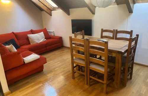 Tramacastilla de Tena Apartamento | Casa Tramatorcuato