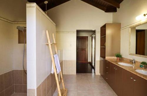 St. Marie Villa | Casa Tranquilidad
