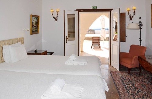 Portimao Cama Y Desayuno | Casa Tres Palmeiras