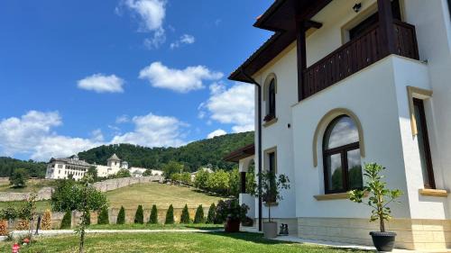 Horezu Casa | Casa Tudorescu
