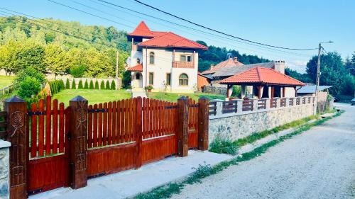 Horezu Casa | Casa Tudorescu