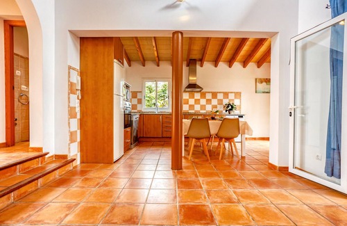 Cala Llombards Chalet De Esquí | Casa Tulipa by dracmallorca