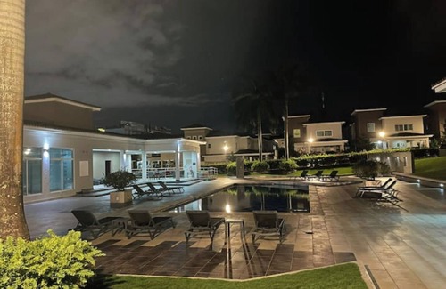 Tumba Vieja Casa | casa ubicada en el mejor P.H De Altos De Panama