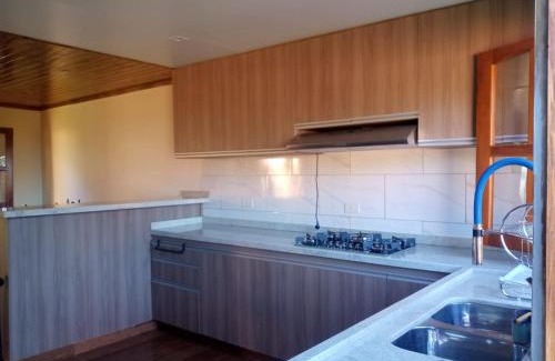 Encarnacion Casa | Casa Unifamiliar 3 Piezas