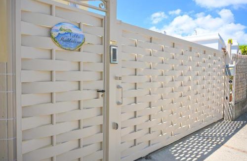 Ischia Porto Villa | Casa vacanze a Ischia Villa Maddalena con Piscina, Giardino e Posto Auto - 6 posti letto
