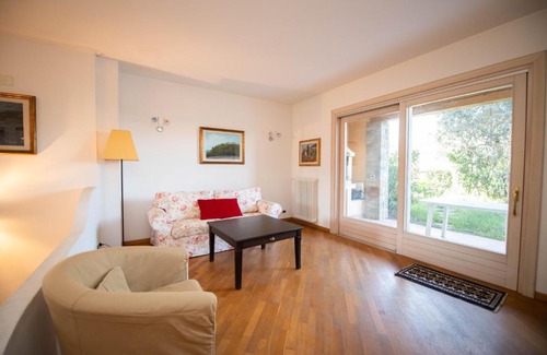Manerba del Garda Apartamento | Casa Vacanze Cecilia