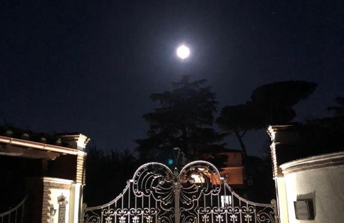 Monte Compatri Apartamento | Casa Vacanze Parco Azzurro - Il tuo angolo di tranquillita' ai Castelli Romani