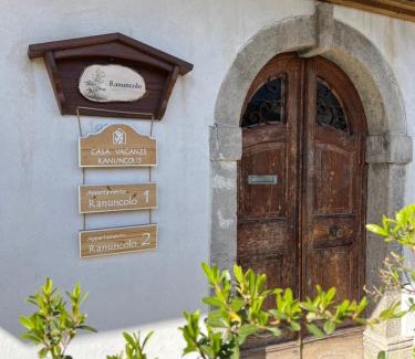 Sutrio Apartamento | Casa Vacanze Ranuncolo 1
