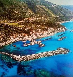 Marina di Pisciotta Casa | CASA VACANZE THALIA - PISCIOTTA/PALINURO