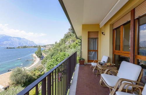Cassone Casa | Casa Val di Sogno - Happy Rentals