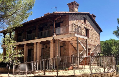 El Tiemblo Casa | Casa Valdesanmartin - Country House, 10500sqm, Pool, Paddel & Bbq
