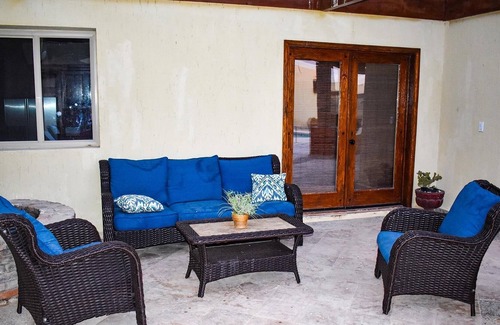 Laguna Shores Casa | Casa Valencia
