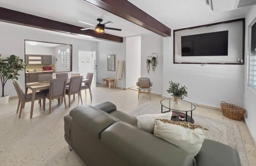 Santurce Villa | Casa Vasallo 2 | Comfy House W/ 3BDR @ Condado