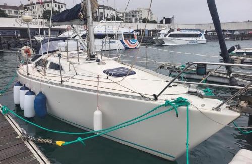 Ponta Delgada Alquiler De Eote | Casa Veleiro SHALOM