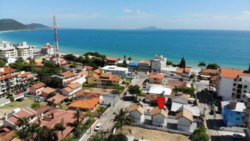Ingleses Sul Casa | Casa VERDE - A 70 Metros da Areia da Praia dos Ingleses - 6 Pessoas