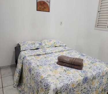 Davidopolis Casa | casa verde hospedaria