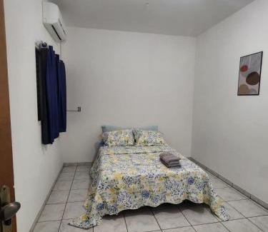 Davidopolis Casa | casa verde hospedaria