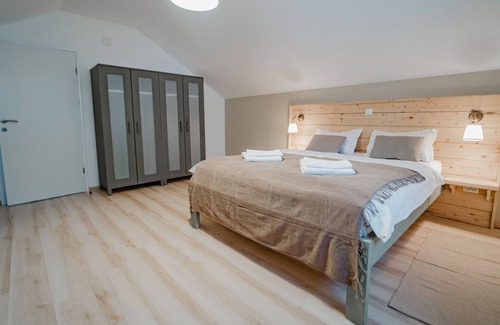 Plaski Casa | Casa Verde