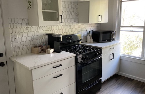 Aurora Casa | Casa Verde: Near Downtown Aurora/Casino