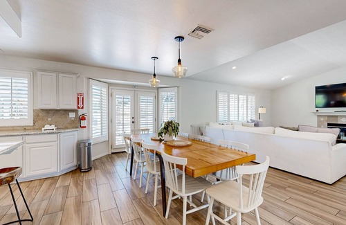 Temecula Villa | Casa Verde - Villa with private pool, spa, game room & home theater