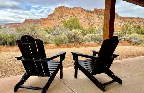 Kanab Casa | Casa Vermillion Modern Kanab Family Cabin Red Rock Views Near Zion