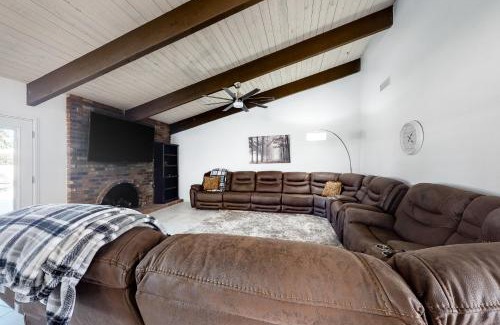 Indian Canyon Casa | Casa Via Estrella Permit# 4611