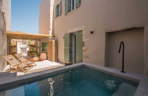 Adele Casa | Casa Vindemia, House